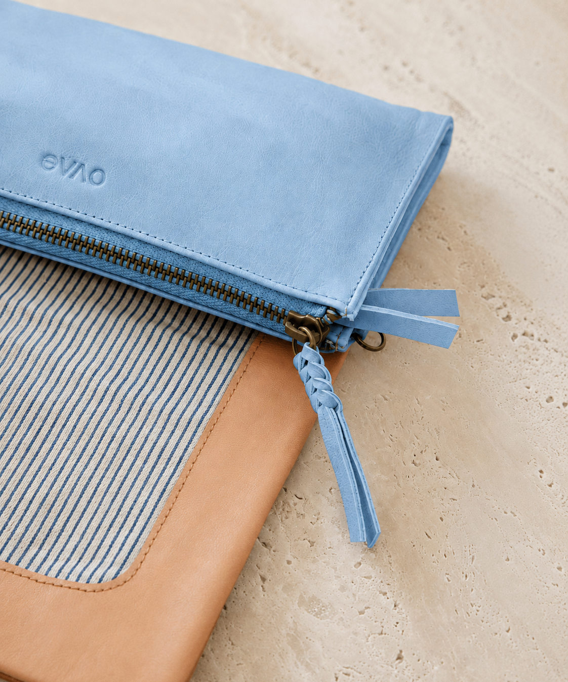 Darla Wallet / Bag Powder Blue