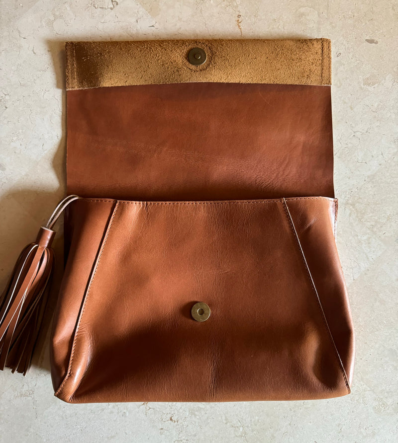 Perla Suede Leather Bag Walnut