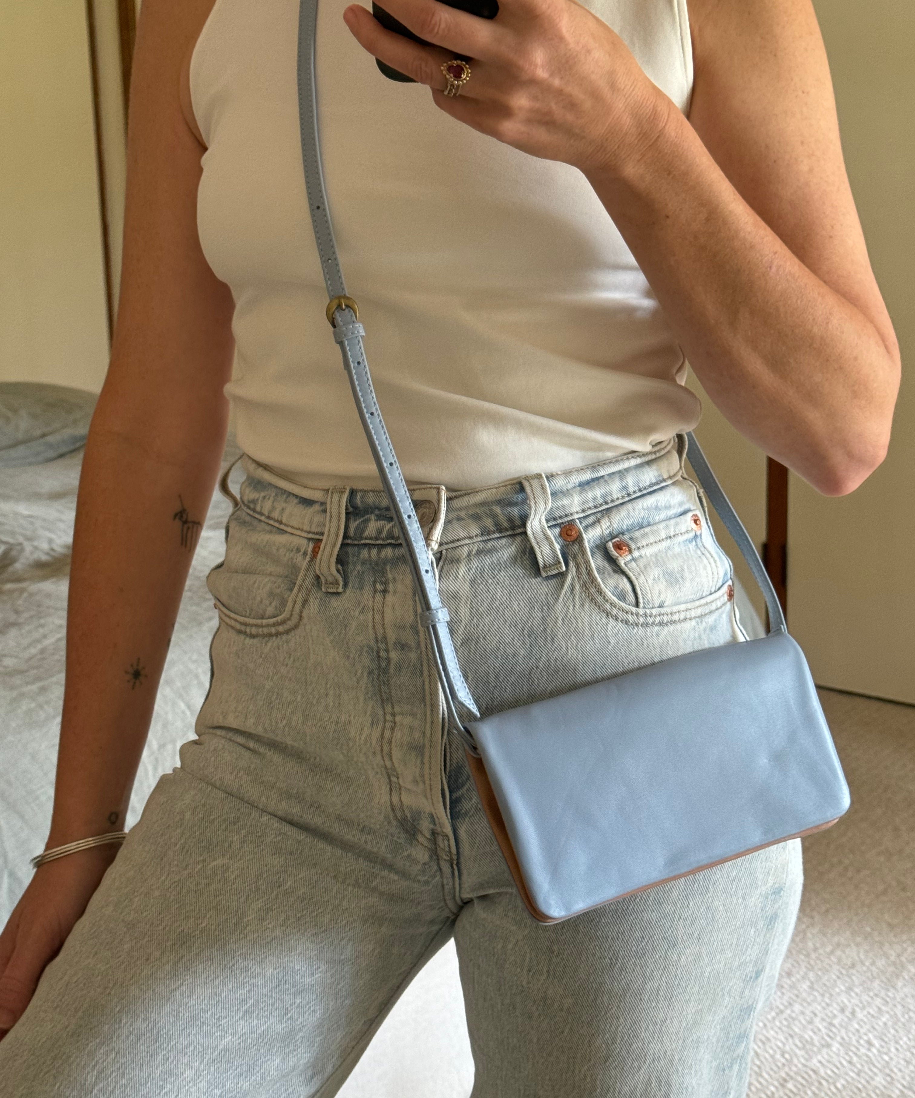 Agatha Phone Wallet Powder Blue