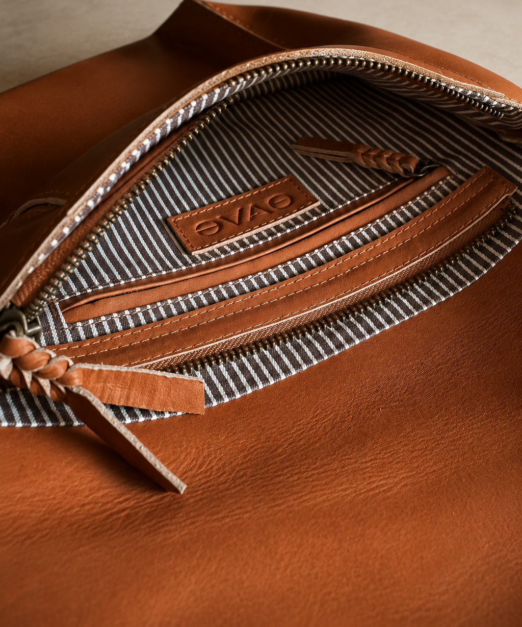 Perla Suede Leather Bag Walnut