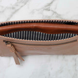 Agatha Phone Wallet Pecan