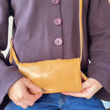 Agatha Phone Wallet Gingerbread