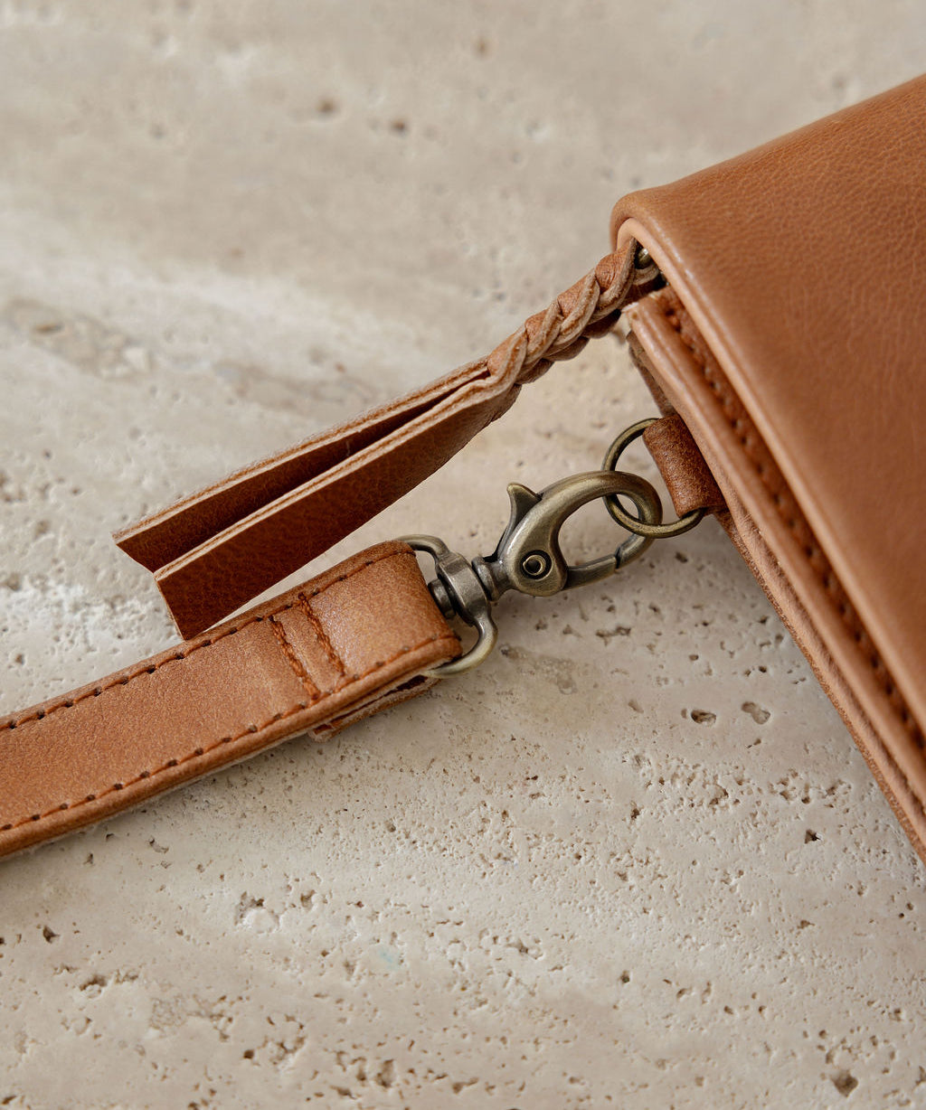 Darla Wallet / Bag Pecan