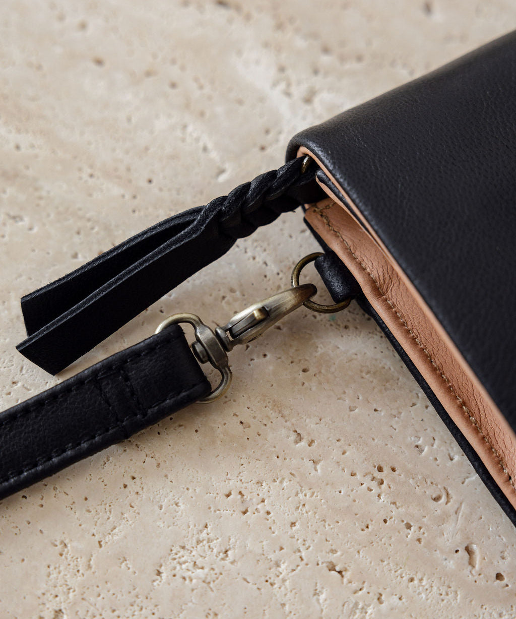 Darla Wallet / Bag Black