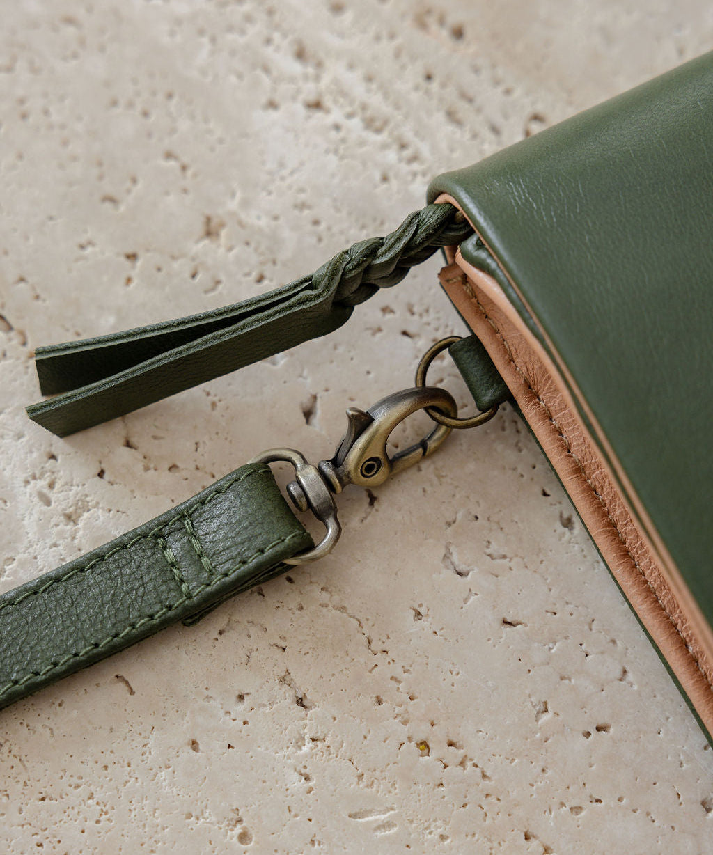 Darla Wallet / Bag Olive