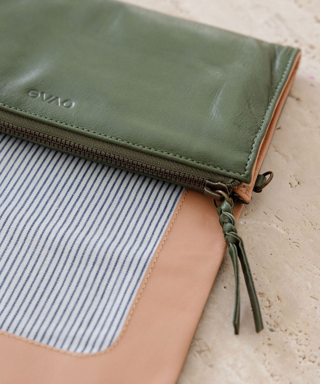 Darla Wallet / Bag Olive