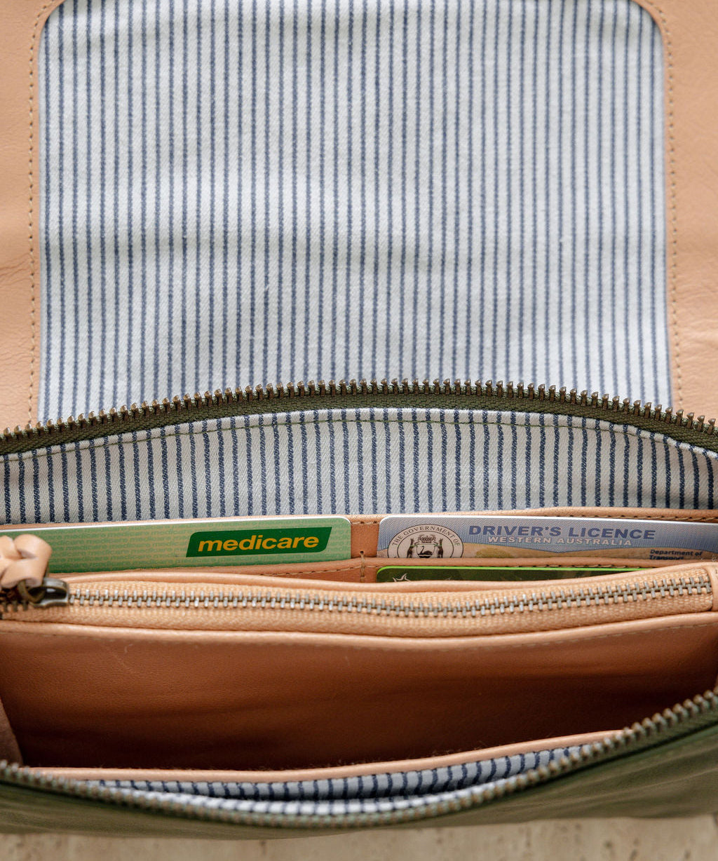 Darla Wallet / Bag Olive
