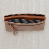 Agatha Phone Wallet Pecan