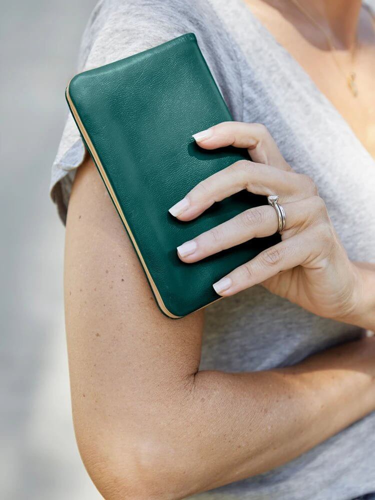 Agatha Phone Wallet - Ovae