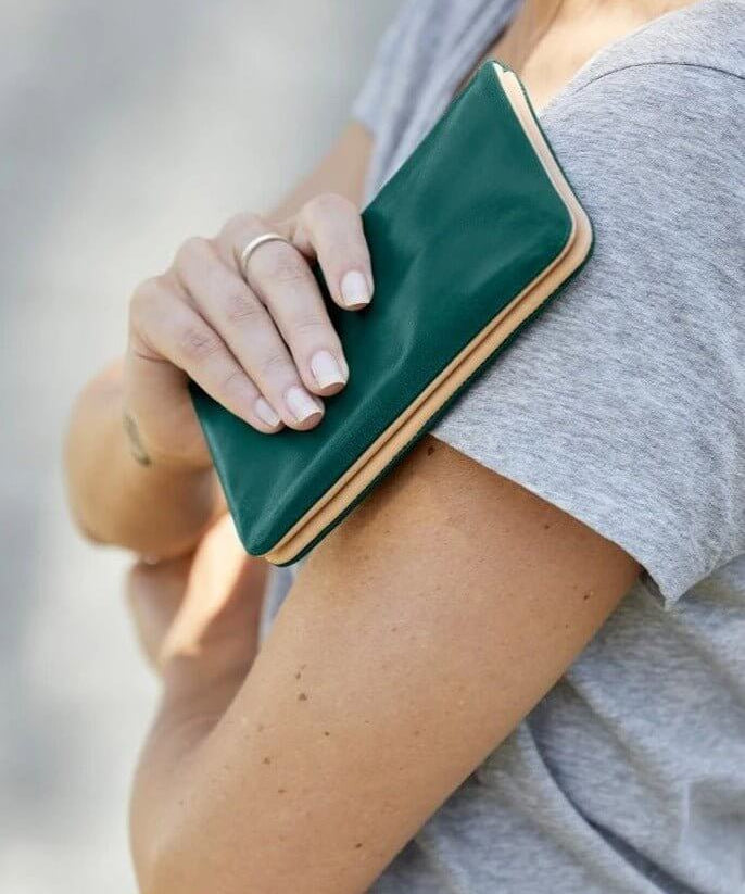 Agatha Phone Wallet - Ovae