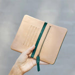 Agatha Phone Wallet - Ovae