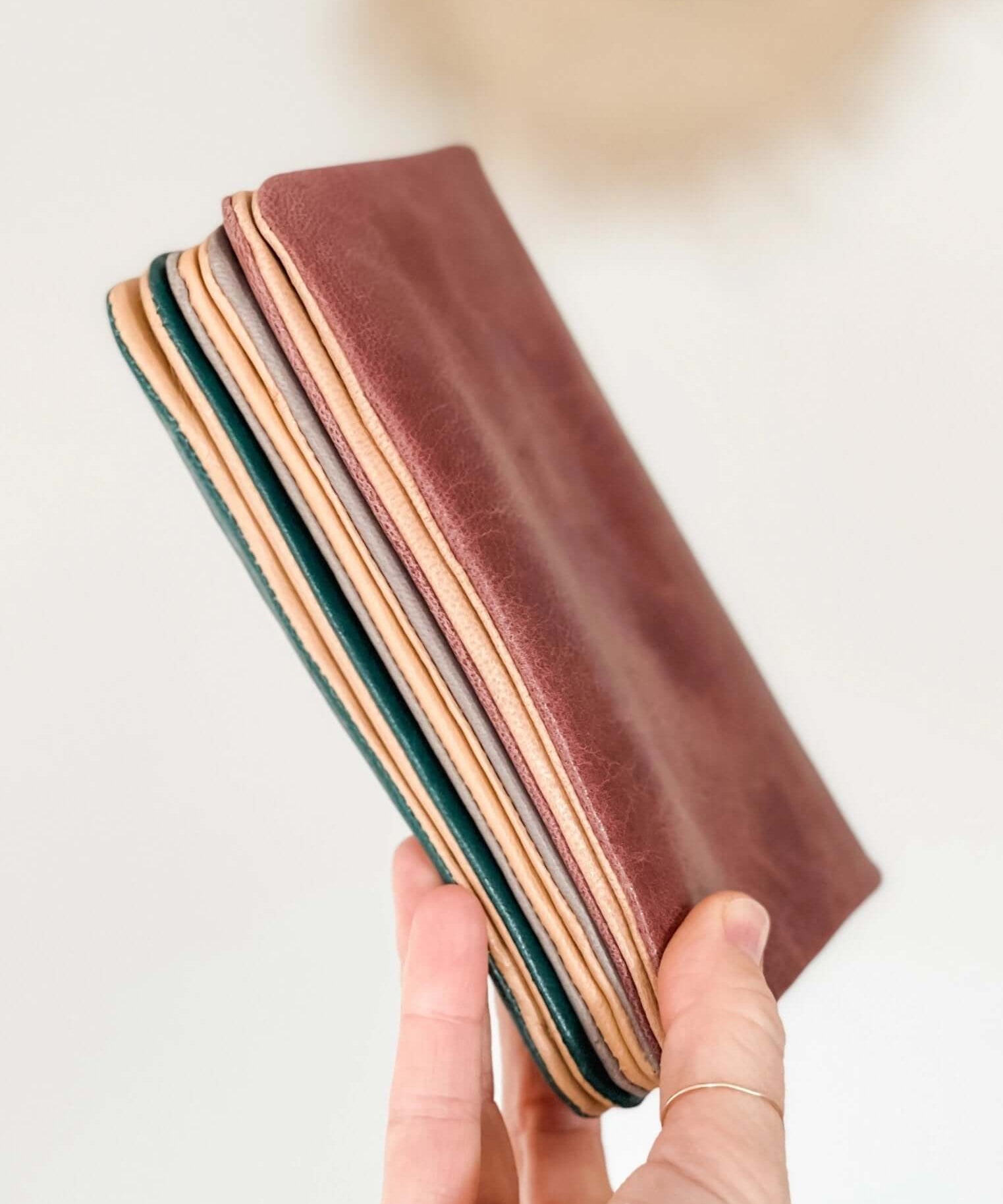 Agatha Soft Wallet Pinot