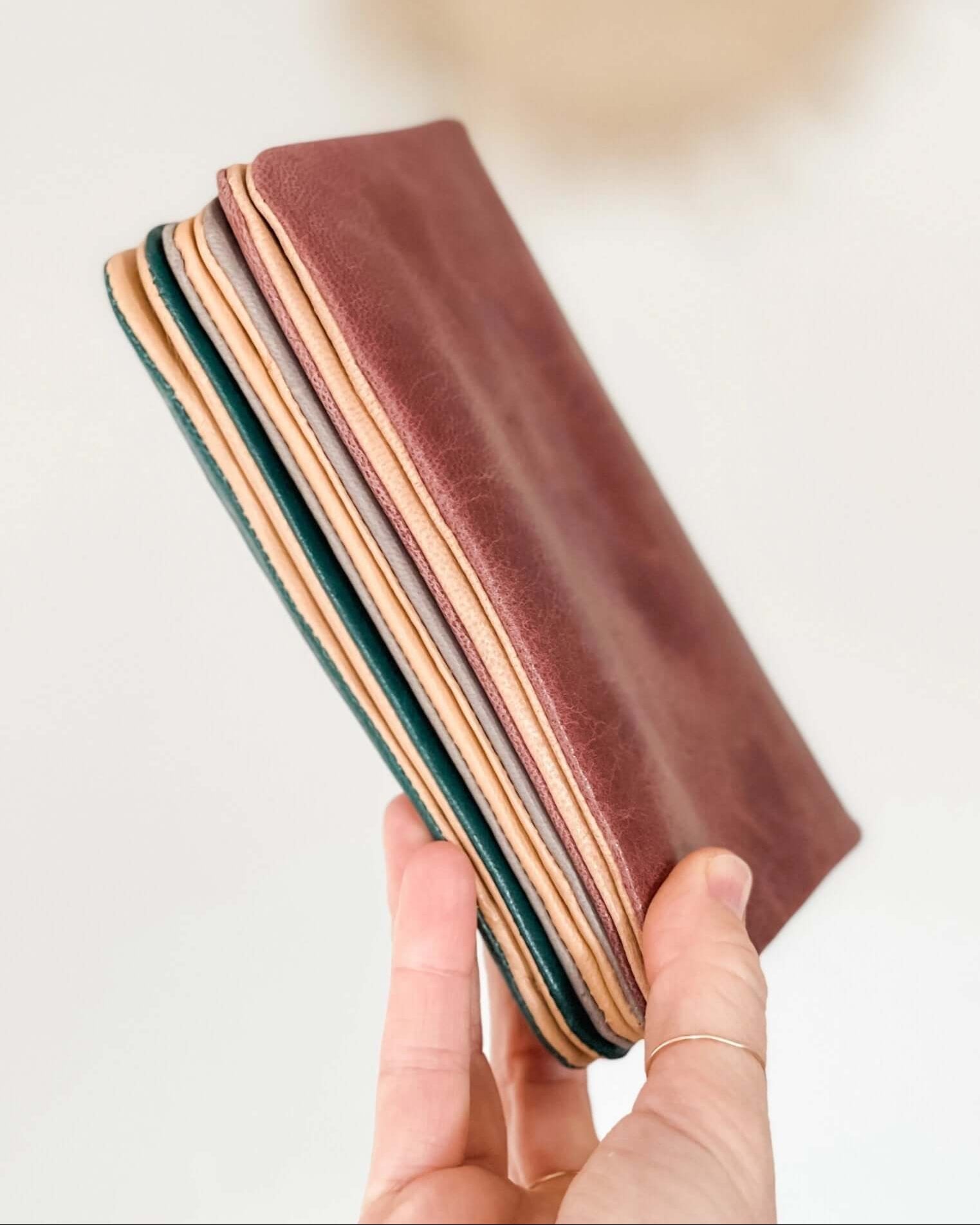 Agatha Soft Wallet Pinot