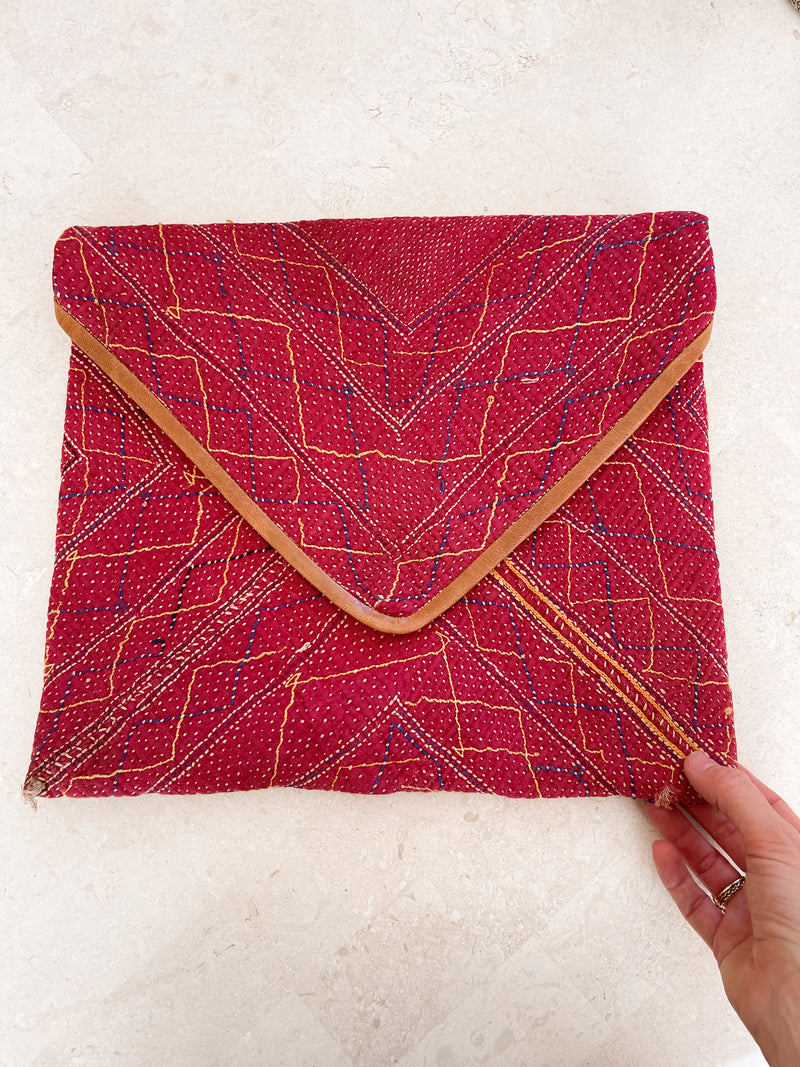 Vintage Embroidered Bag No15