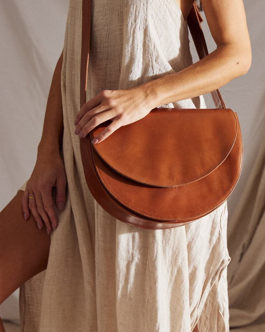 Luna Minimalist Bag Walnut