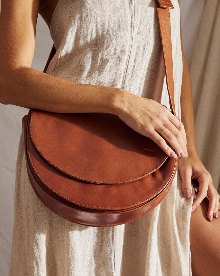 Luna Minimalist Bag Walnut