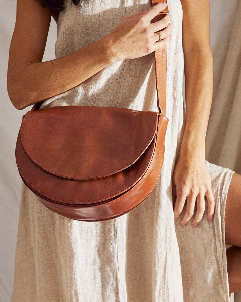 Luna Minimalist Bag Walnut