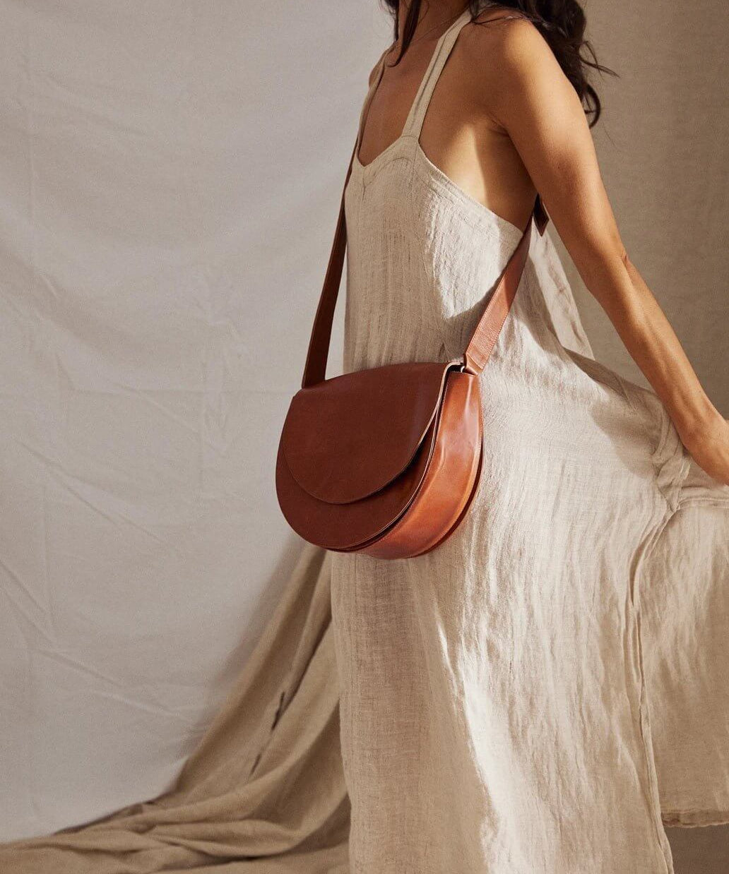 Luna Minimalist Bag Walnut