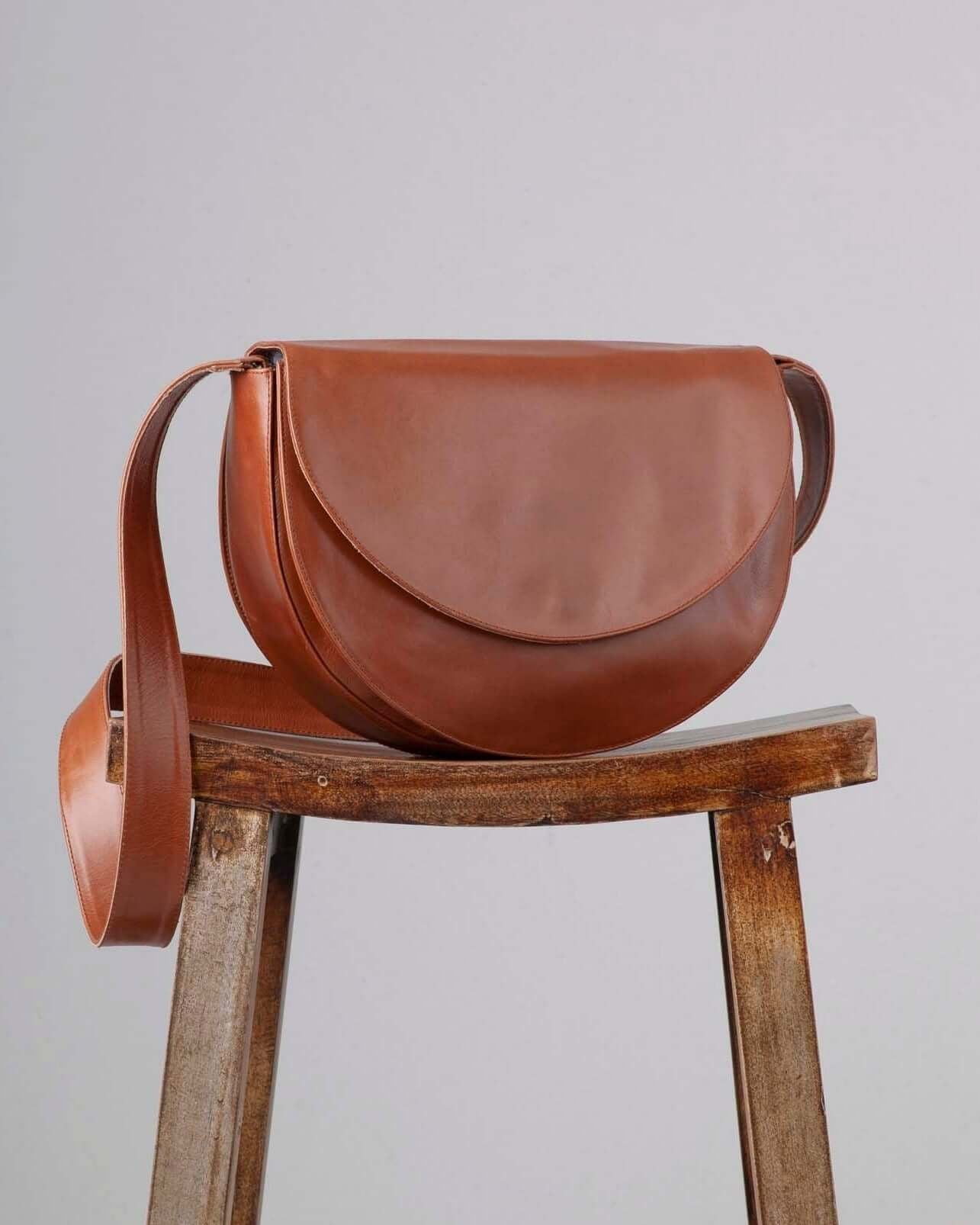 Luna Minimalist Bag Walnut