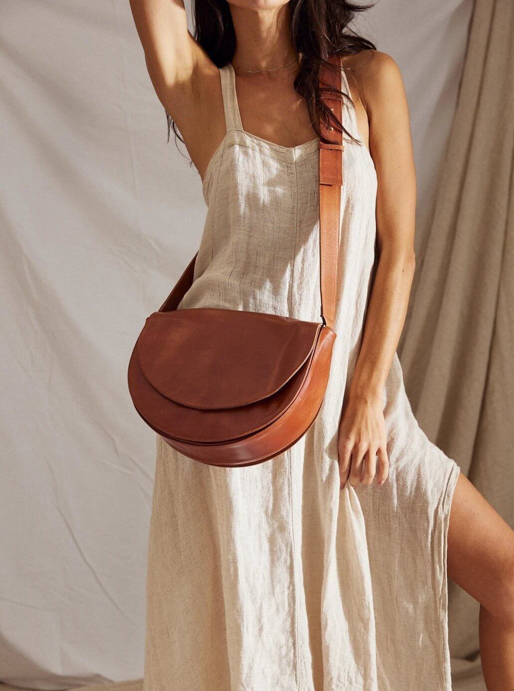 Luna Minimalist Bag Walnut