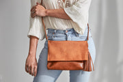 Perla Suede Leather Bag Walnut