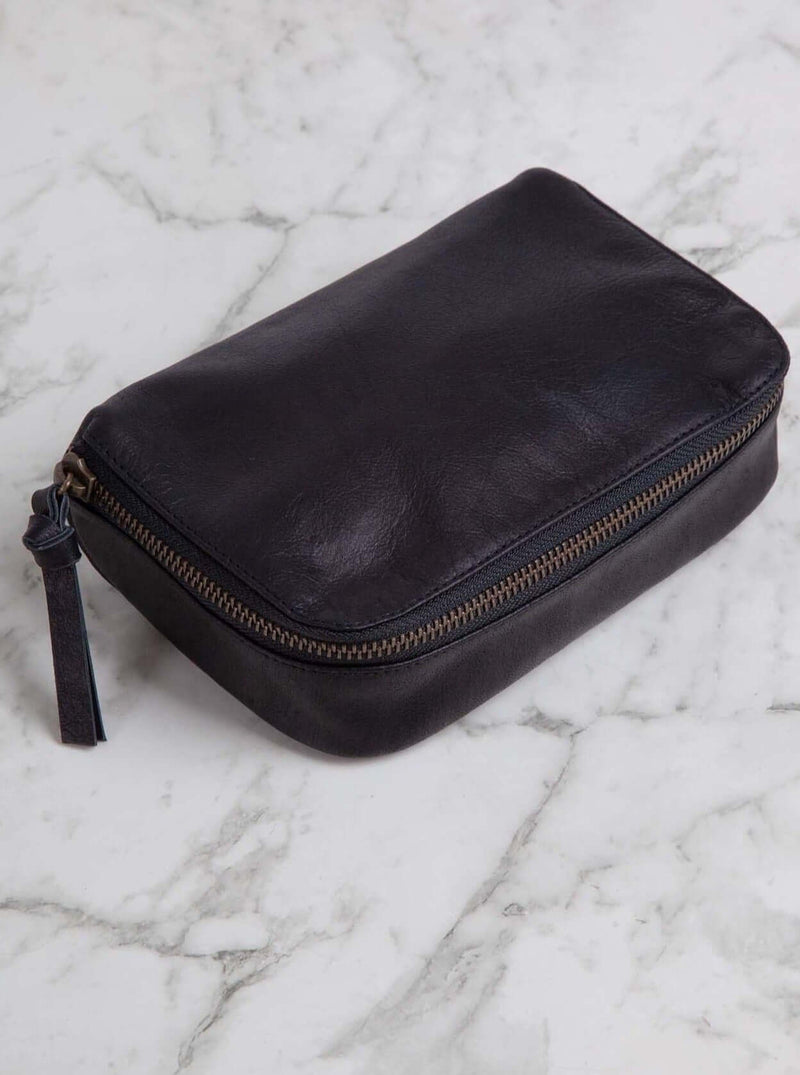 Santos Leather Pouch Black